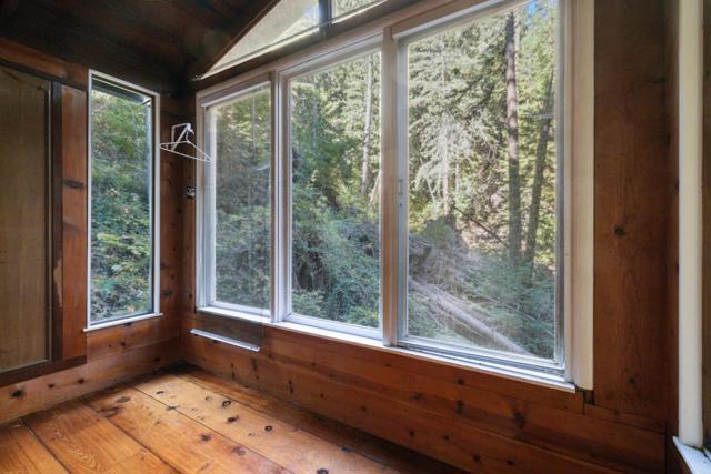 24140 Schulties Road, Los Gatos CA: https://media.crmls.org/mediaz/1d2d9c6a-928e-4770-8e14-ffbeb19d032d.jpg