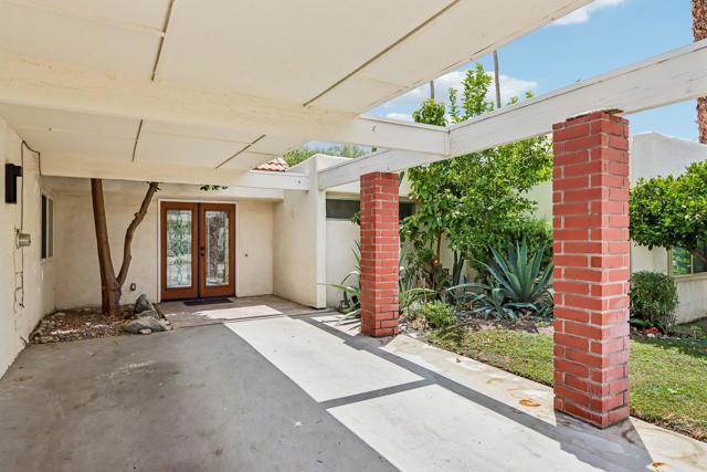 1683 Tam O Shanter Plaza, Palm Springs, CA 92264