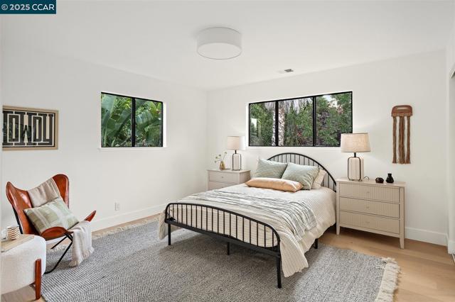 101 Lena Ct, Pleasant Hill CA: https://media.crmls.org/mediaz/1d2f655d-8016-4255-ad27-88705e32a932.jpg