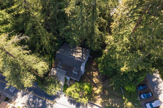 585 Bethany Drive, Scotts Valley CA: https://media.crmls.org/mediaz/1d302de9-b454-4d7c-ae55-1904126b8789.jpg