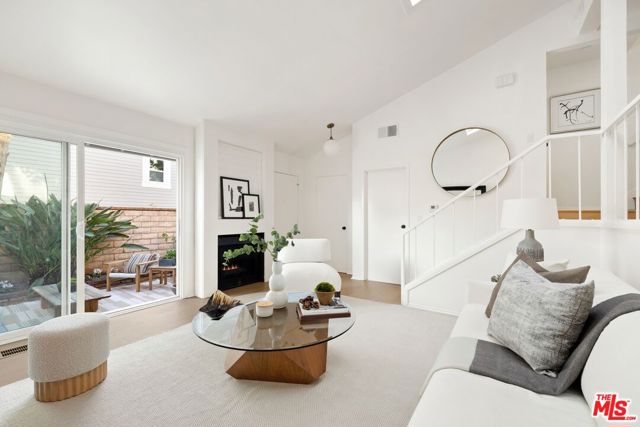 13010 Maxella Avenue, 5 photo 5