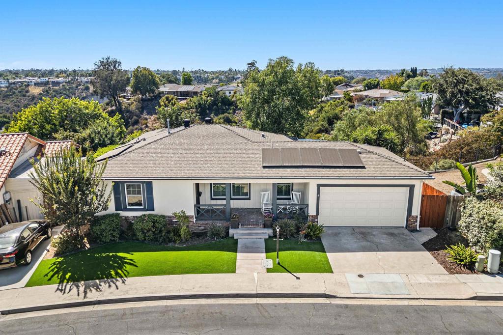 4719 Caroline Dr - photo 2