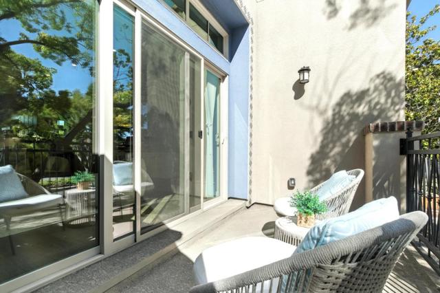 2014 W Middlefield Road, Mountain View CA: https://media.crmls.org/mediaz/1d32c4e6-793d-43e0-af48-32a06c107064.jpg