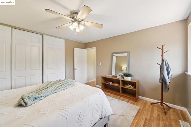 2353 Benham Ct, Walnut Creek CA: https://media.crmls.org/mediaz/1d338a32-6f1c-4657-9105-2daf297952e6.jpg