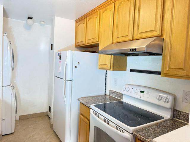 2701 Lone Bluff Way, San Jose CA: https://media.crmls.org/mediaz/1d358dca-699d-48d9-b6e9-2c2978b25bfe.jpg