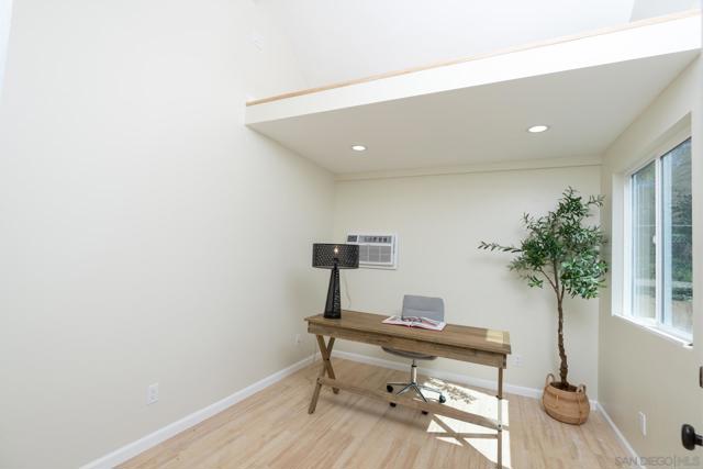 Image 40 of 75 For 12325 Lemoncrest Drive