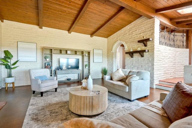 Home for Sale in Fallbrook