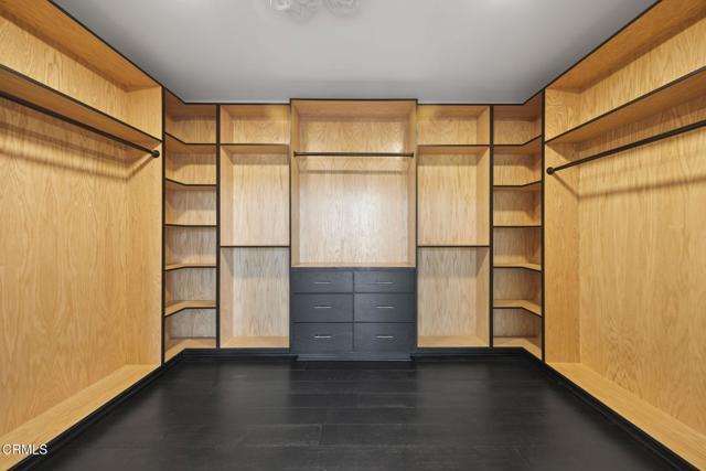 40 Saddlebow Road, Bell Canyon CA: https://media.crmls.org/mediaz/1d389285-7b45-4f34-975c-0f20dadbb025.jpg