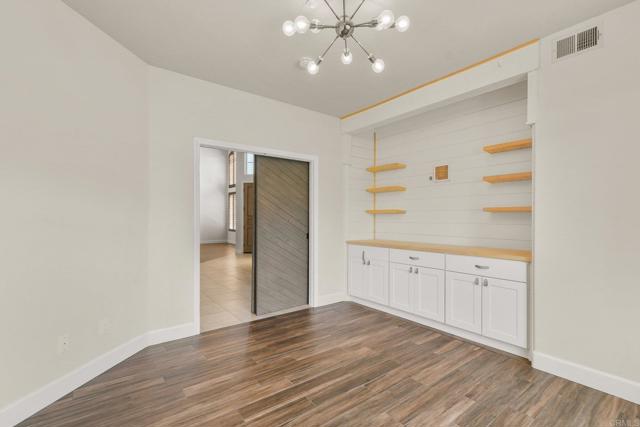 Detail Gallery Image 26 of 72 For 3156 Willow Creek Pl, Escondido,  CA 92027 - 5 Beds | 4 Baths