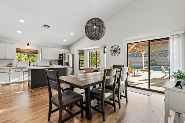 3773 English Drive, Hemet CA: https://media.crmls.org/mediaz/1d39a5ab-4ed3-48a4-ad56-ade2b41ed0a4.jpg