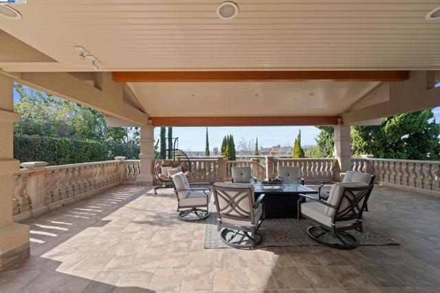 46925 Aloe Court, Fremont CA: https://media.crmls.org/mediaz/1d3abb17-f53b-42a6-9a5a-12fcf2439818.jpg