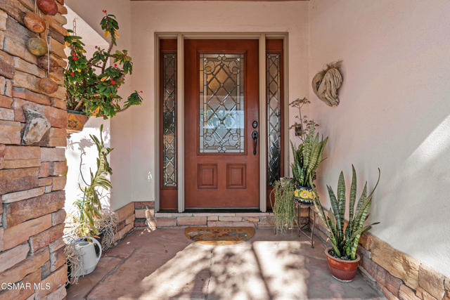 1455 Calle Colina, Thousand Oaks CA: https://media.crmls.org/mediaz/1d3baea3-8a1a-4458-9093-3a1435e058c3.jpg