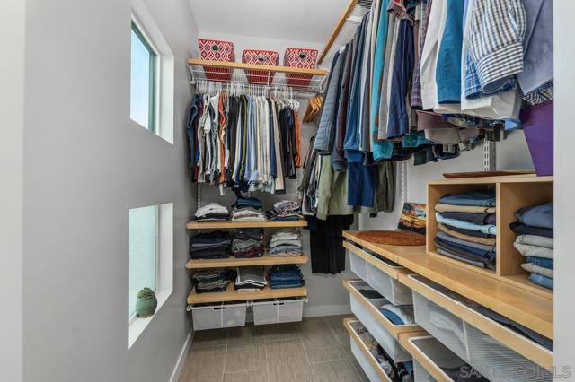 3144 Emerson St, San Diego CA: https://media.crmls.org/mediaz/1d3e4805-23ac-42f7-a4cc-7a94dda3de61.jpg
