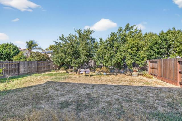 5817 Spring Flower Drive, Elk Grove CA: https://media.crmls.org/mediaz/1d401521-dee7-4e14-9194-6bcb98a0dc8e.jpg