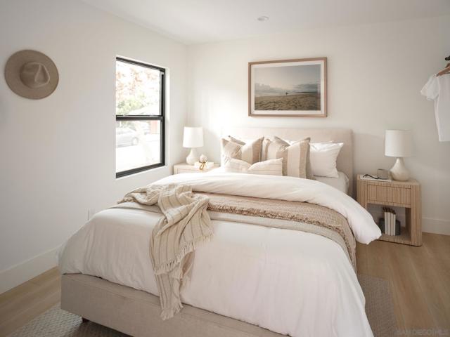 148 150 North Acacia, Solana Beach CA: https://media.crmls.org/mediaz/1d409236-042d-42ed-9e56-94210d5fb0e1.jpg