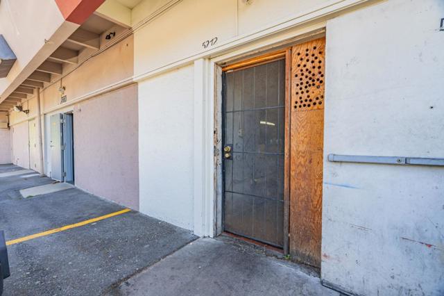 5272 5272 Monterey Road, San Jose CA: https://media.crmls.org/mediaz/1d4099e0-94e7-4bf0-a046-229f8a6173b8.jpg