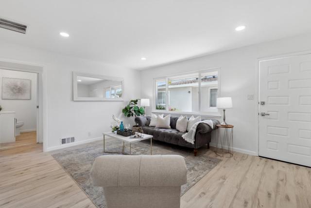 771 4th Avenue, Redwood City CA: https://media.crmls.org/mediaz/1d41db71-9077-4210-b082-0f6ac60a37e7.jpg