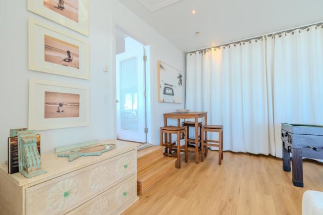 236 Shoreview Avenue, Pacifica CA: https://media.crmls.org/mediaz/1d433e3e-7cb7-4199-b7db-194fda68a4dd.jpg