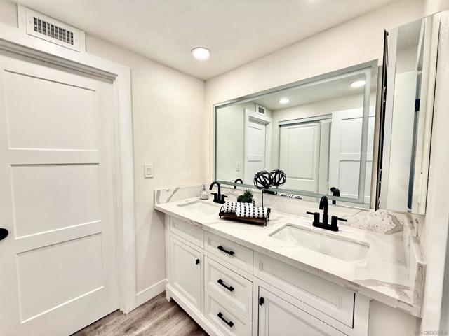 8815 Jackie Dr, San Diego CA: https://media.crmls.org/mediaz/1d43e86b-8372-4faf-94d5-90911d1d0644.jpg