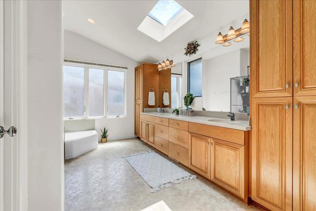 1037 Shell Avenue, Pacific Grove CA: https://media.crmls.org/mediaz/1d44364c-821e-46c1-92fa-01ddc2300eb6.jpg
