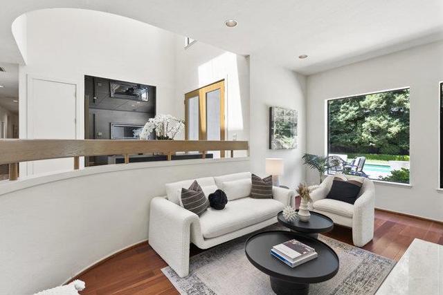 84 Selby, Atherton CA: https://media.crmls.org/mediaz/1d44962c-f3fe-4432-99d9-38b36f76c49a.jpg