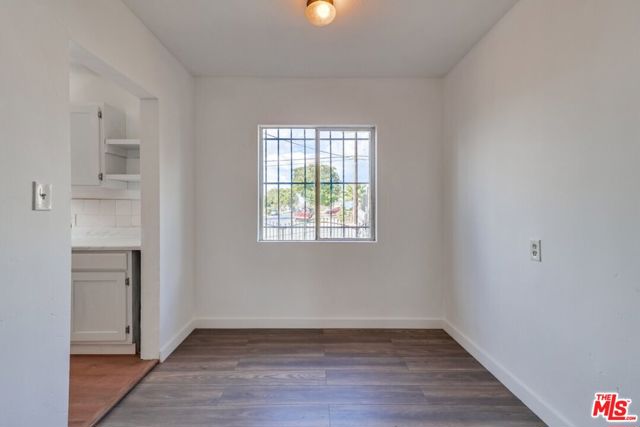 758 W 120th Street, Los Angeles CA: https://media.crmls.org/mediaz/1d4593c0-7fb9-4d2b-a6ab-6c497b9f399e.jpg