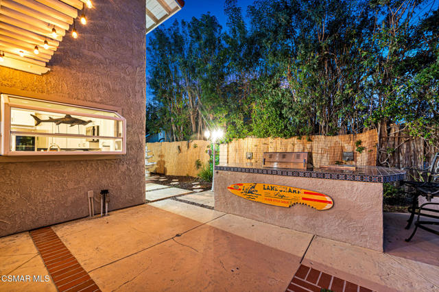 30836 Overfall Drive, Westlake Village CA: https://media.crmls.org/mediaz/1d45cb25-1ca8-48fc-92e6-afb792aa91c4.jpg