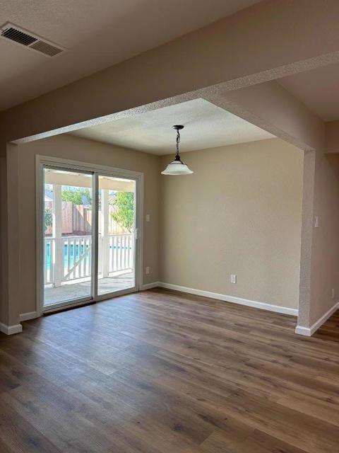130 E 21st Street, Tracy CA: https://media.crmls.org/mediaz/1d46f735-49d8-4eb3-9ed5-4c9d113e53a1.jpg