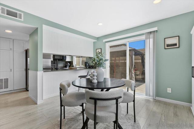 8018 Winter Gardens Blvd Unit A, El Cajon CA: https://media.crmls.org/mediaz/1d481be0-5ae0-4368-88e1-98a1b32fc1ee.jpg