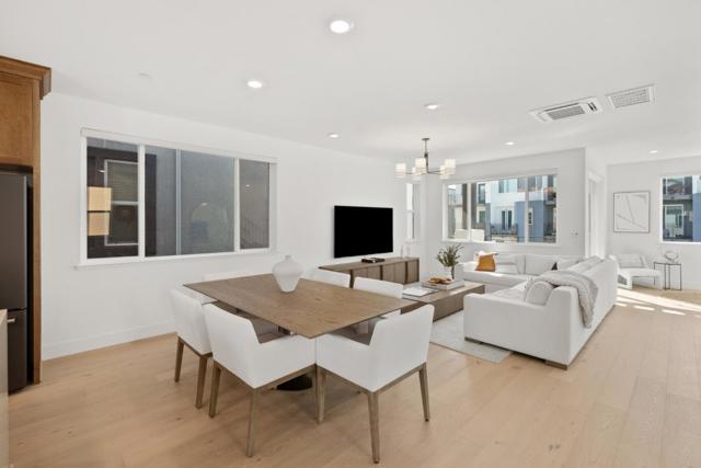 2815 Crusader, Alameda CA: https://media.crmls.org/mediaz/1d48de4f-e824-4100-afb8-b77c7662ee9b.jpg