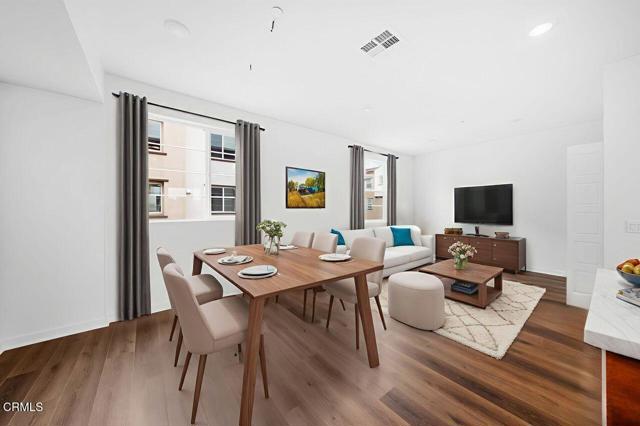 Detail Gallery Image 5 of 21 For 543 via Vallarta, Camarillo,  CA 93012 - 3 Beds | 2/2 Baths