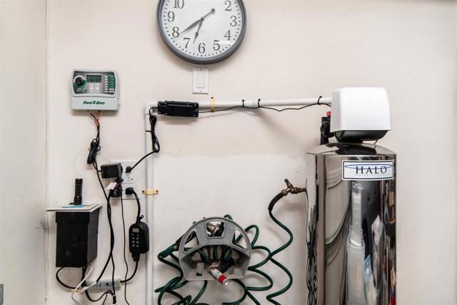 Detail Gallery Image 45 of 66 For 2955 Avendia Valera, Carlsbad,  CA 92009 - 5 Beds | 3 Baths