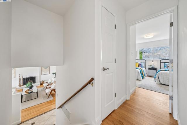 598 CRESTMONT DRIVE, Oakland CA: https://media.crmls.org/mediaz/1d49fd0b-0ad5-4dc9-8faa-c9b6413247b3.jpg