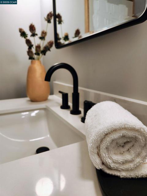 27 Toledo Dr, Lafayette CA: https://media.crmls.org/mediaz/1d4a7881-c668-4d48-b1d0-61da5c532510.jpg