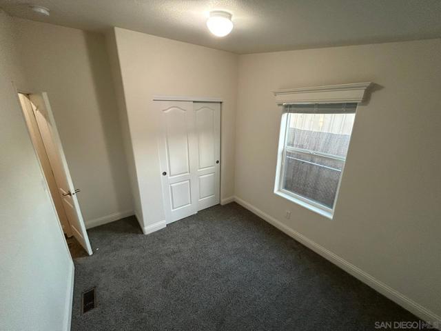 Image 43 of 59 For 8975 Lamar St