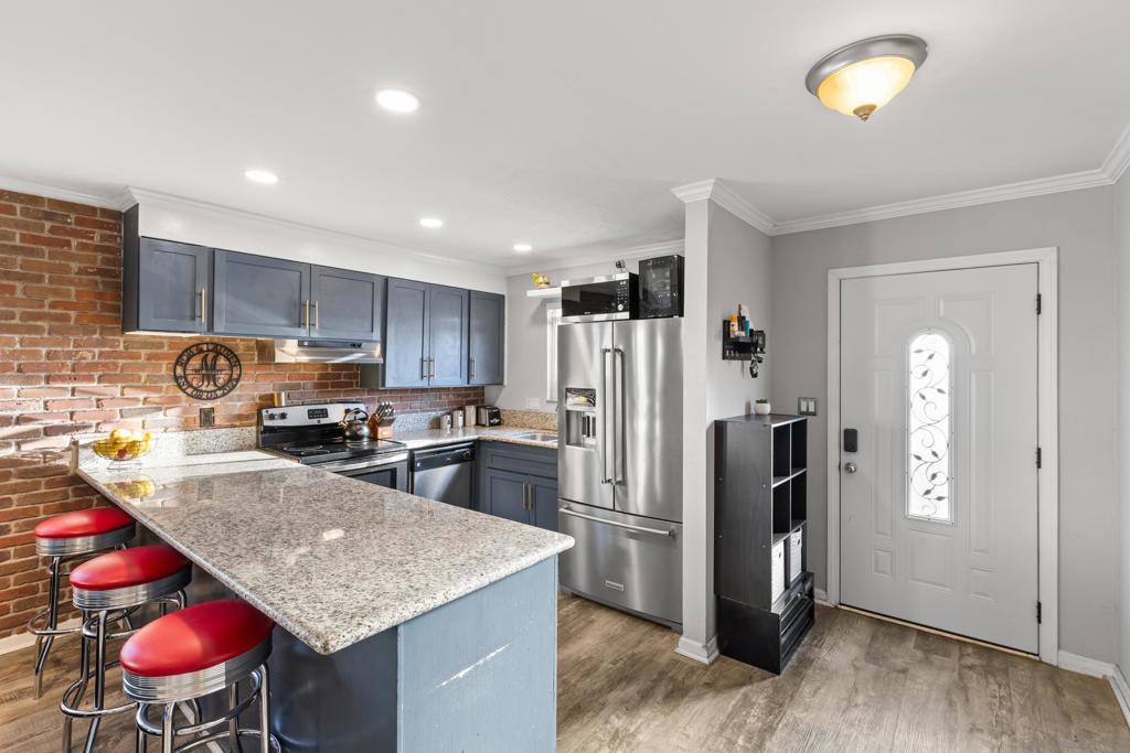 5810 Riley Street - photo 11