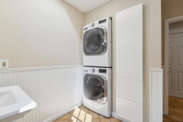 16035 Oak Glen Avenue, Morgan Hill CA: https://media.crmls.org/mediaz/1d4b0618-2492-49ca-b493-ac2e79fbf178.jpg