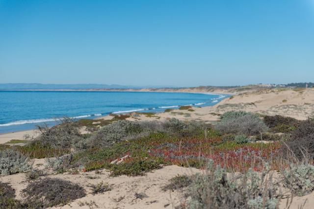 Image 24 of 27 For 125 Surf Way 305