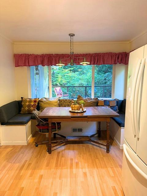 160 Nellie Lane, Boulder Creek CA: https://media.crmls.org/mediaz/1d4bb91e-11ab-4a53-8aa9-dd9c7d0ed833.jpg