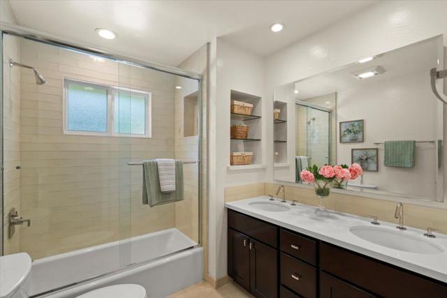 17441 Blue Jay Drive, Morgan Hill CA: https://media.crmls.org/mediaz/1d4cd2db-cf56-4b09-ac9c-17f351ca9a8d.jpg