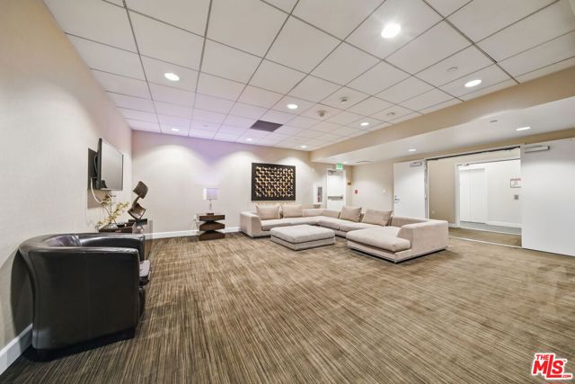3223 W 6th Street, Los Angeles CA: https://media.crmls.org/mediaz/1d4db4fd-172e-41d4-9f1b-08ade86ea765.jpg