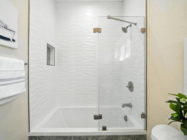 467 N 13th Street, San Jose CA: https://media.crmls.org/mediaz/1d4de4ba-5c69-41c4-adf9-e5a15410bb3c.jpg