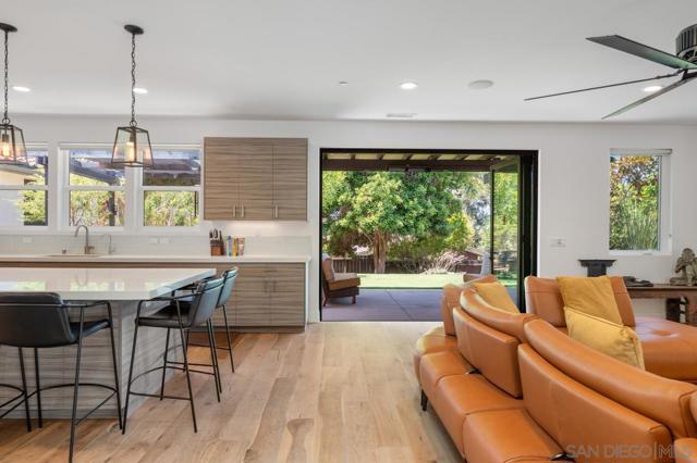 1180 Devonshire Dr, Encinitas CA: https://media.crmls.org/mediaz/1d4df219-4d79-4fd3-a613-eaf9fd31c6a2.jpg