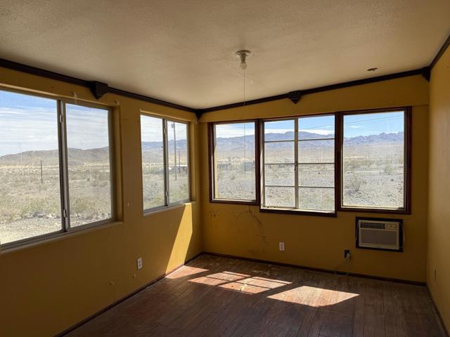 68424 Bellerue Road, 29 Palms CA: https://media.crmls.org/mediaz/1d4df72f-784a-4fba-a1c4-e56b27104715.jpg