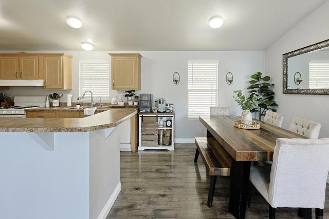 Detail Gallery Image 11 of 61 For 10767 Jamacha Bld Spc 151,  Spring Valley,  CA 91978 - 3 Beds | 2 Baths