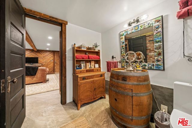 2116 3rd Street, Santa Monica CA: https://media.crmls.org/mediaz/1d4edd38-cc72-4a53-b814-c13b7670c23e.jpg