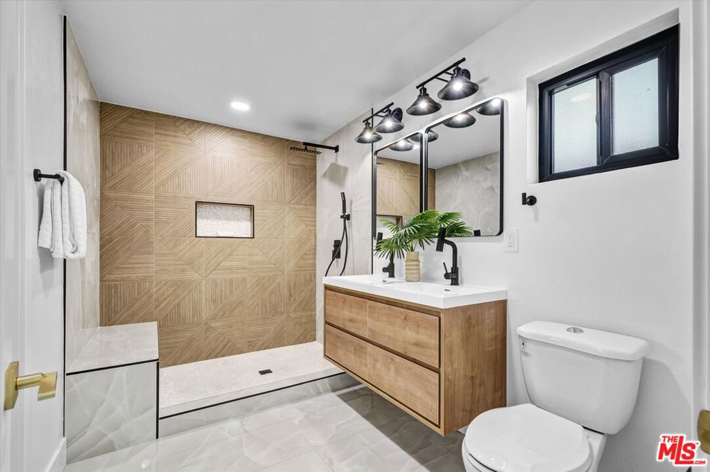 MLS #25625647 image #23