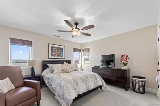3435 Dickens, San Diego CA: https://media.crmls.org/mediaz/1d4f2270-6a73-4b51-b4d0-91e5266b70b3.jpg