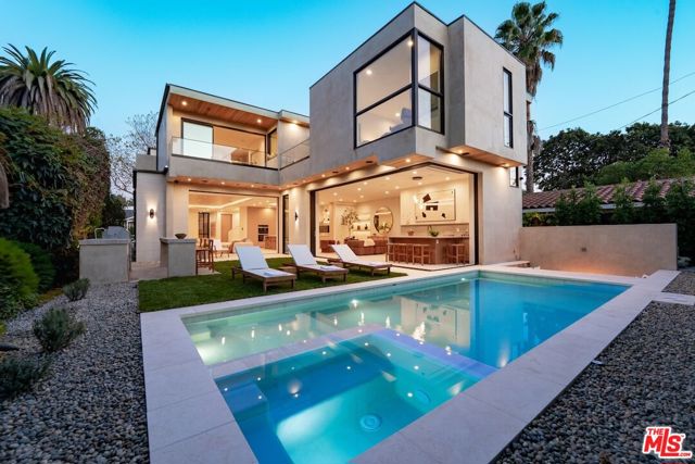 517 N Edinburgh Avenue, Los Angeles CA: https://media.crmls.org/mediaz/1d4f402e-d514-444c-9fbb-c4dd307adf83.jpg