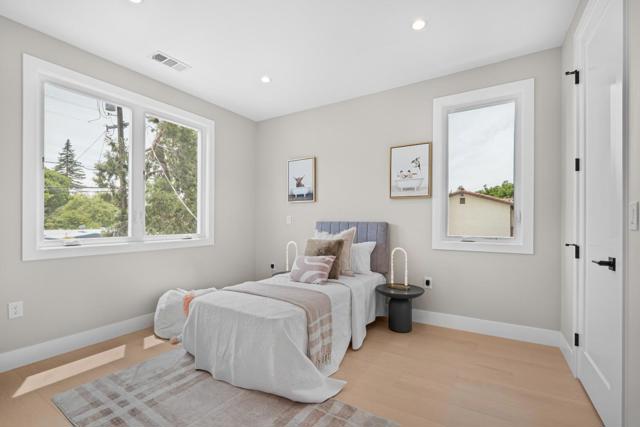 246 Farley Street, Mountain View CA: https://media.crmls.org/mediaz/1d4f8286-ed0b-44b4-989b-441c93884d74.jpg